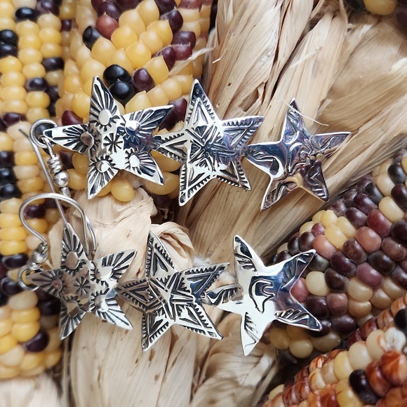 Gorgeous NWOT Native American Navajo Sterling Star Dangle Earrings ⭐️🎁 - Picture 11 of 11